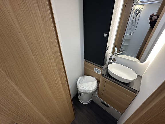 Adria MATRIX AXESS 670 SL 15 of 19