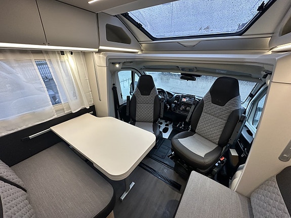 Adria MATRIX AXESS 670 SL 4 of 19