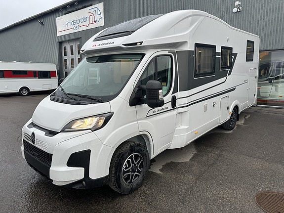 Adria MATRIX AXESS 670 SL 3 of 19