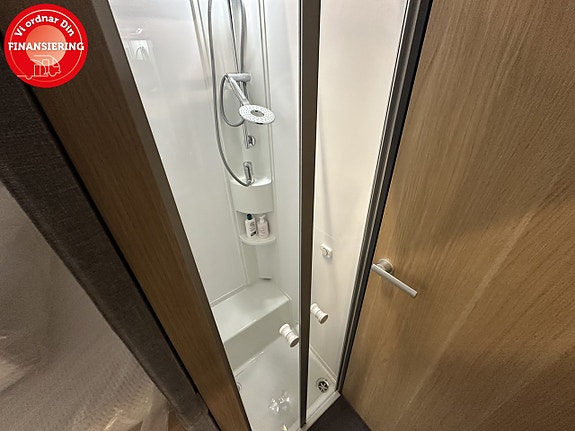 Adria MATRIX AXESS 670 SL 13 of 19