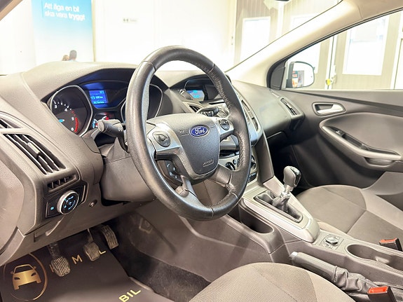 Ford Focus 13 of 14