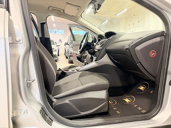 Ford Focus 12 of 14