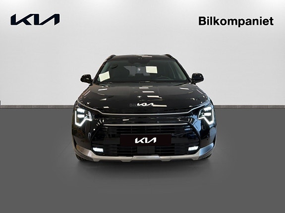 Kia Niro 2 of 5