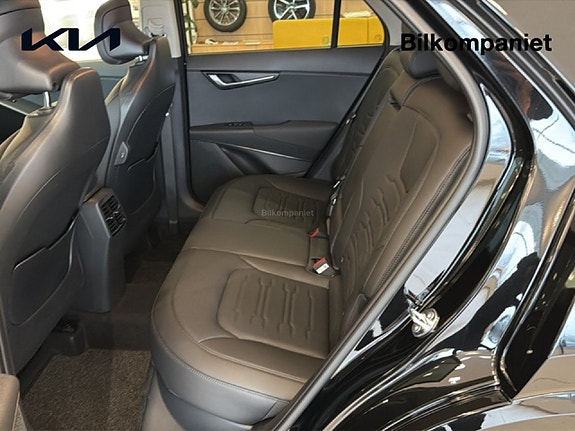 Kia Niro 9 of 24