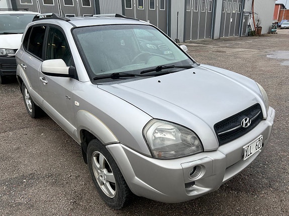Hyundai Tucson 16 of 16