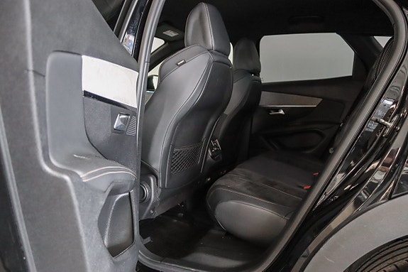 Peugeot 3008 16 of 17