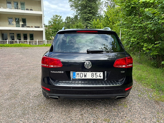 Volkswagen Touareg 5 of 6