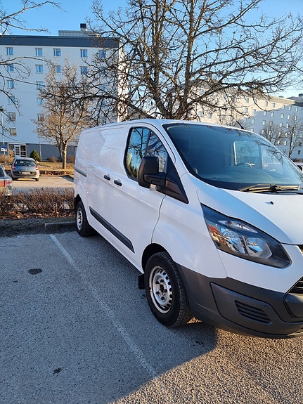 Ford Transit Custom 4 of 8