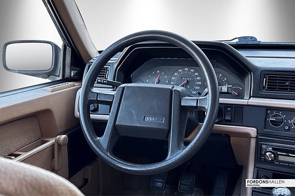Volvo 940 12 of 22