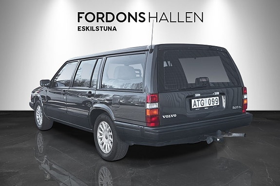 Volvo 940 3 of 5
