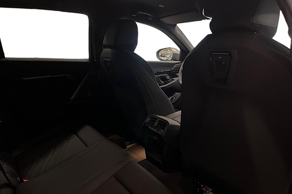 BMW 530e 7 of 18