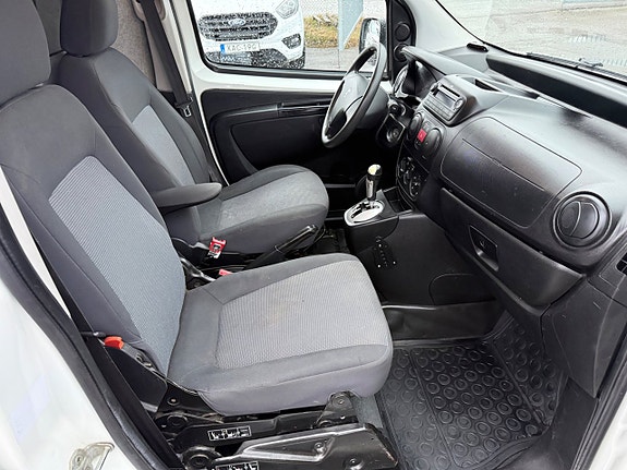 Peugeot Bipper 2 of 5