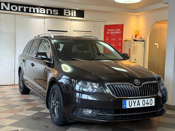 Skoda Superb 3 of 5