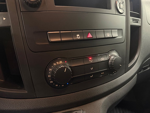 Mercedes-Benz Vito 114 11 of 13
