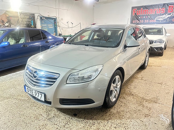 Opel Insignia 3 of 11
