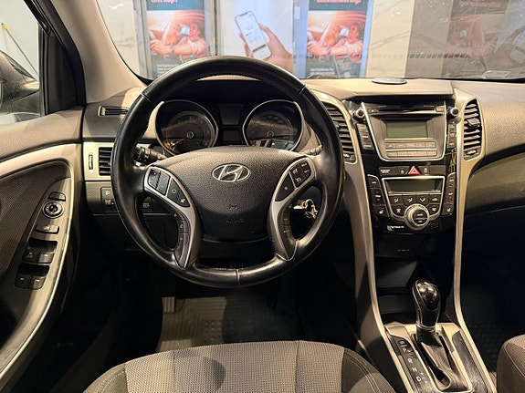 Hyundai i30 10 of 22