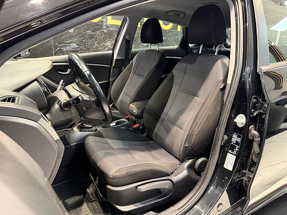 Hyundai i30 12 of 22
