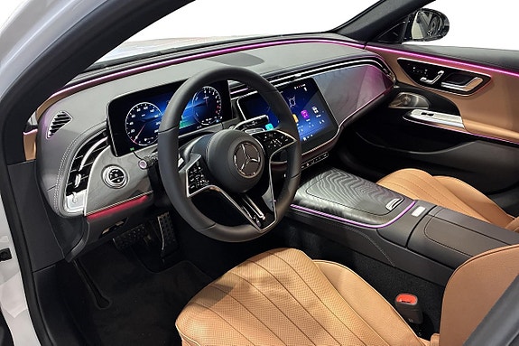 Mercedes-Benz E300 de 7 of 30