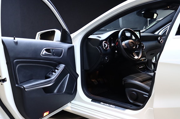 Mercedes-Benz A180 d 12 of 24
