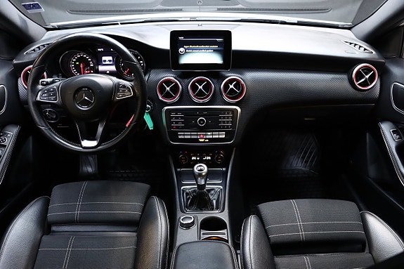 Mercedes-Benz A180 d 24 of 24