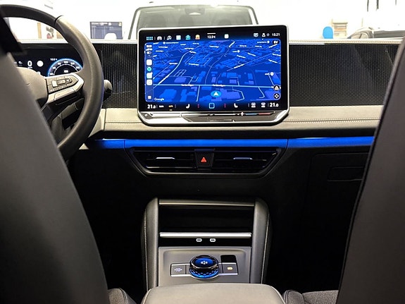 Volkswagen Tiguan 12 of 25