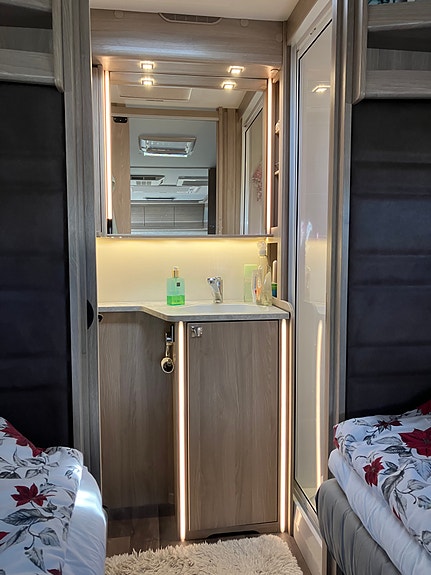 KABE Royal 740 TDL KS E2 / Långbäddar - 2021 9 of 9