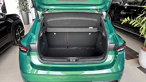 Renault Clio 6 of 9