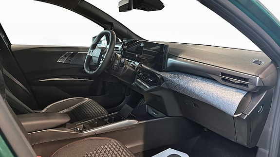 Renault Clio 9 of 9