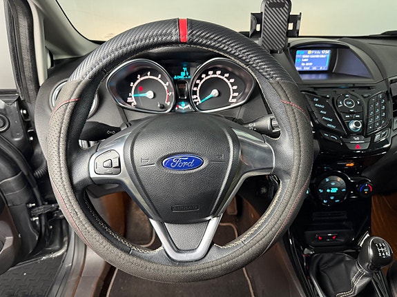 Ford Fiesta 12 of 19