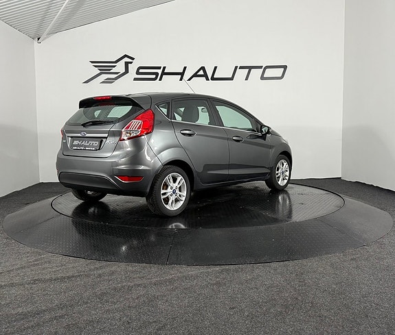 Ford Fiesta 5 of 19