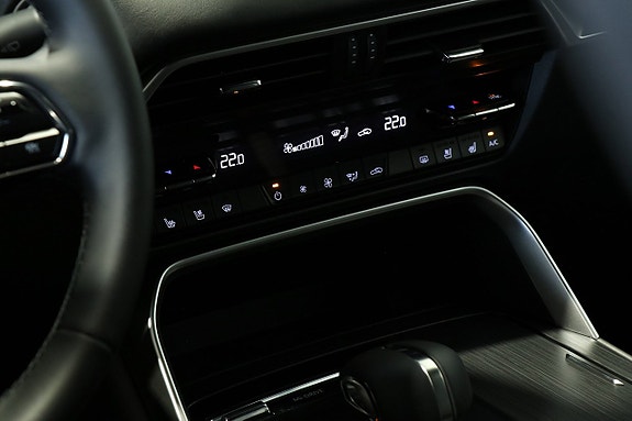 Mazda CX-60 15 of 19