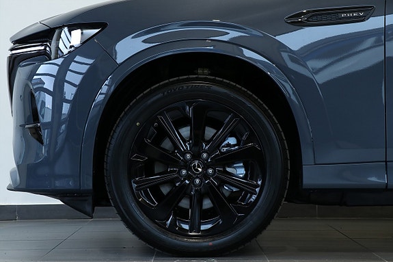 Mazda CX-60 2 of 19