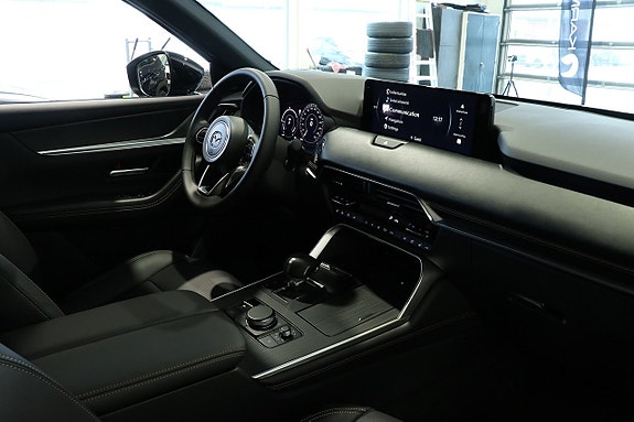 Mazda CX-60 12 of 19