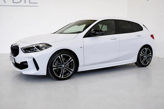 BMW 120d 3 of 5
