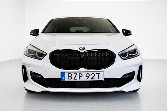 BMW 120d 5 of 5