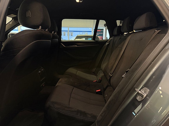 BMW 520d 16 of 30