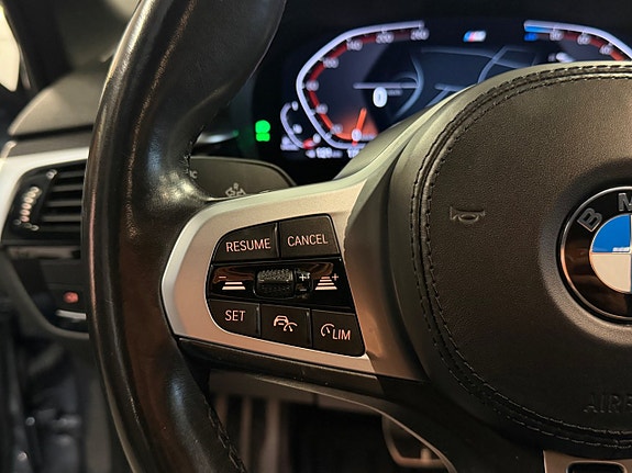 BMW 520d 25 of 30