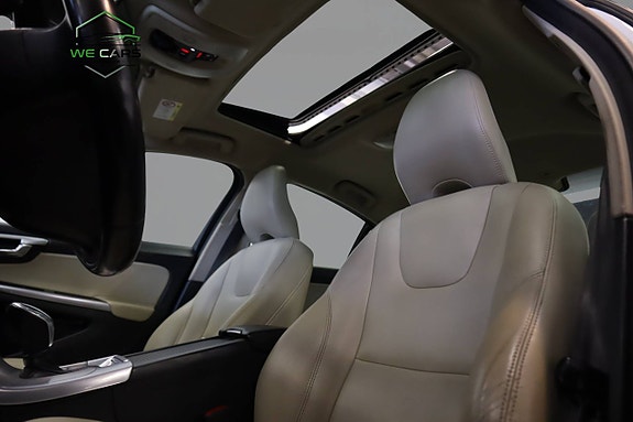 Volvo S60 15 of 20