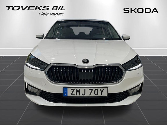 Skoda Fabia 2 of 23