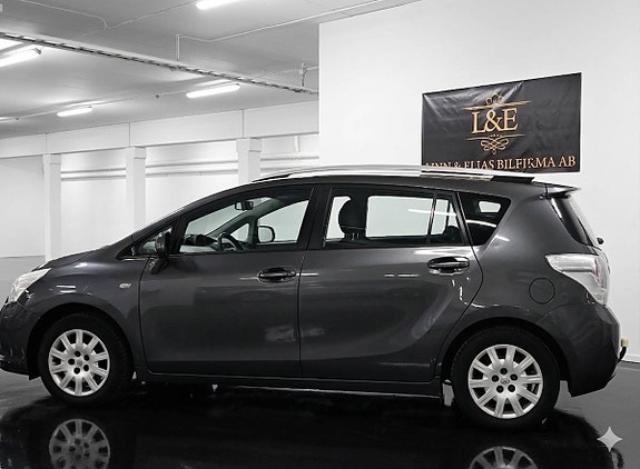 Toyota Verso 2 of 5