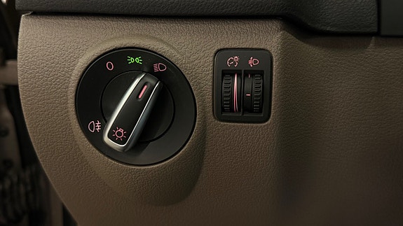 Volkswagen Golf Plus 21 of 24