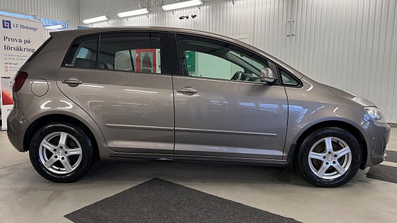 Volkswagen Golf Plus 8 of 24