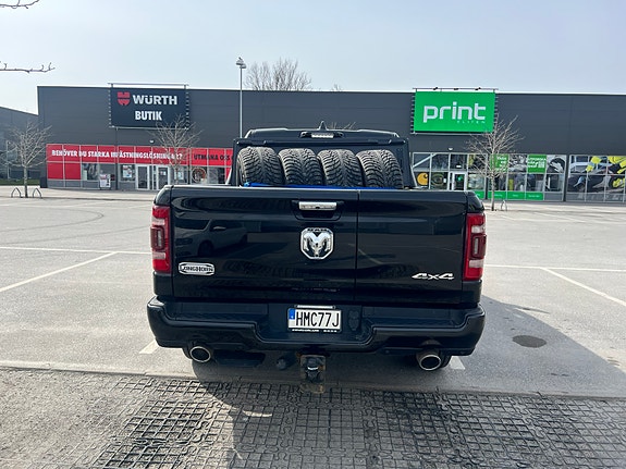 RAM 1500 5 of 13
