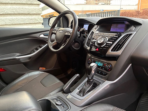 Ford Focus 17 of 26