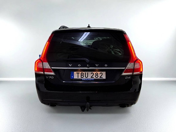 Volvo V70 6 of 16