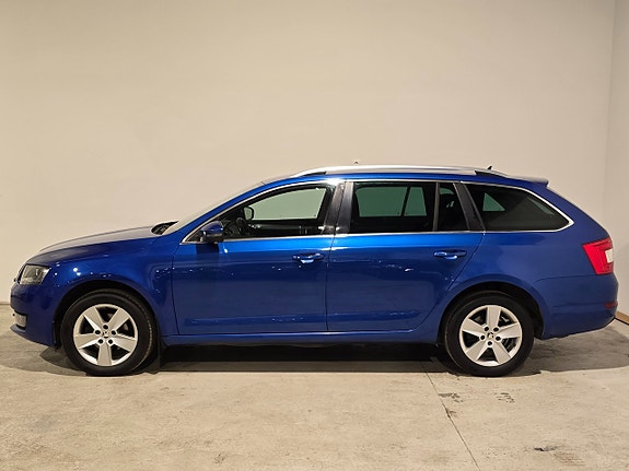 Skoda Octavia 3 of 5