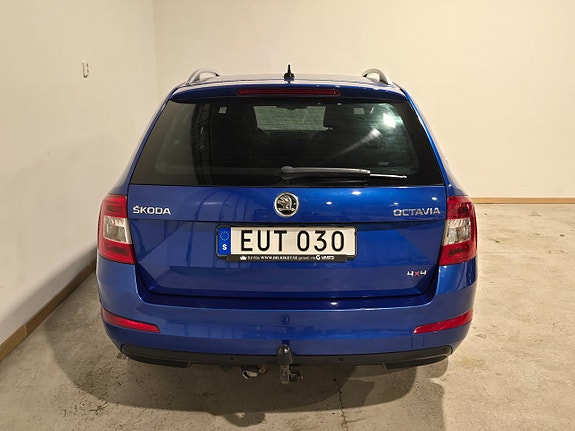 Skoda Octavia 6 of 17