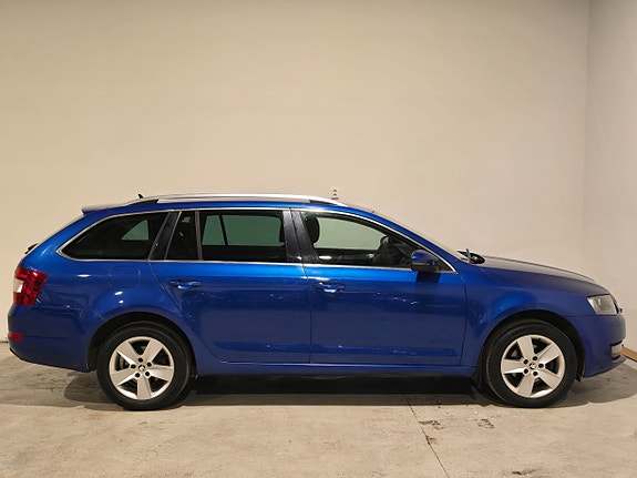 Skoda Octavia 4 of 5
