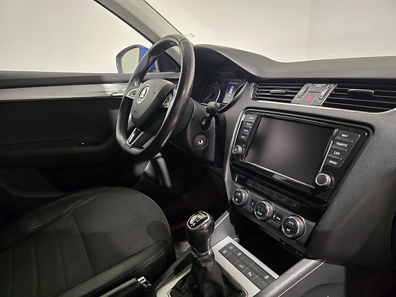 Skoda Octavia 10 of 17