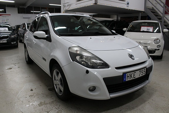 Renault Clio 10 of 19
